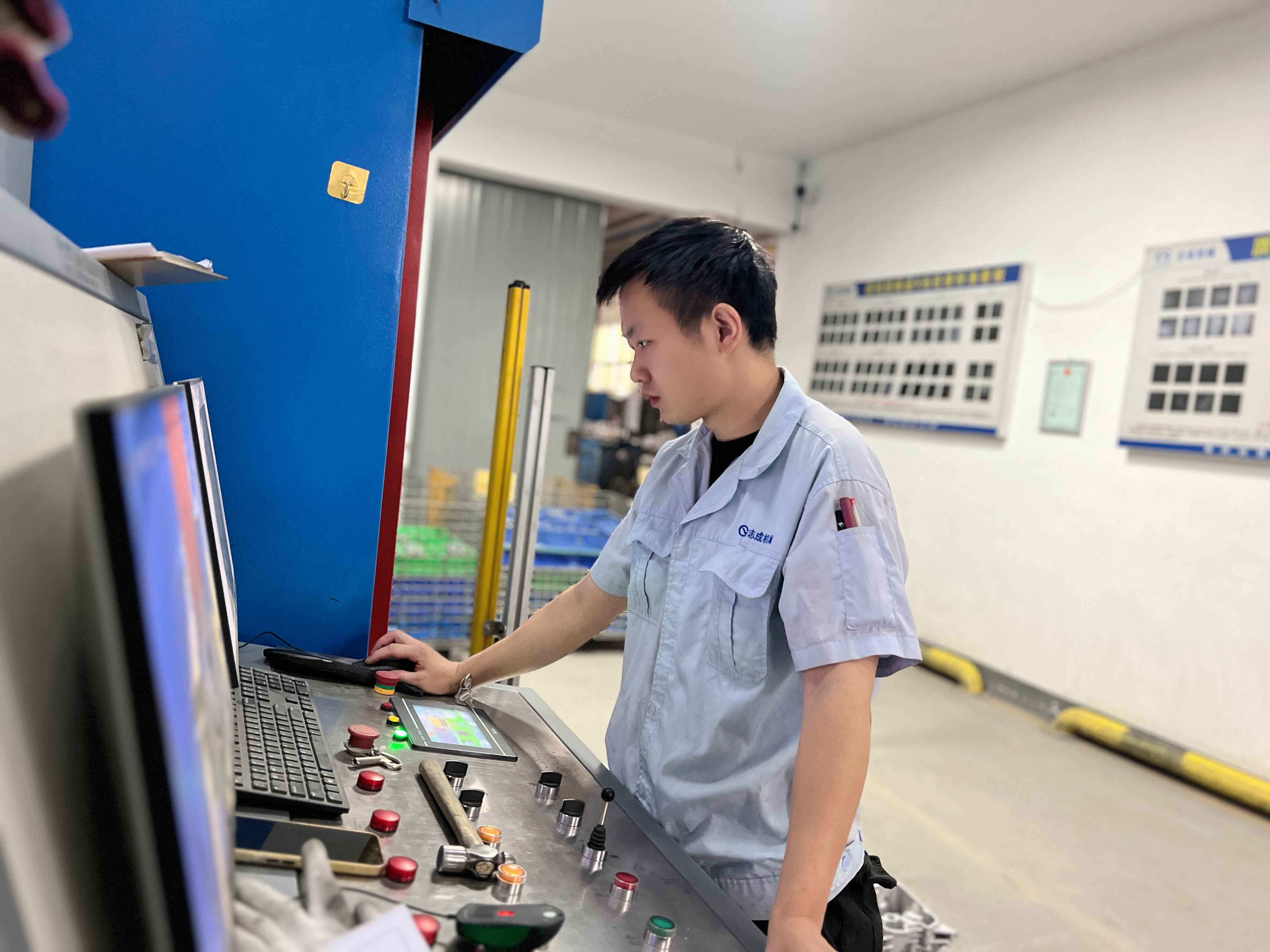 涂偉偉專(zhuān)利丨鑄造模具用排氣裝置